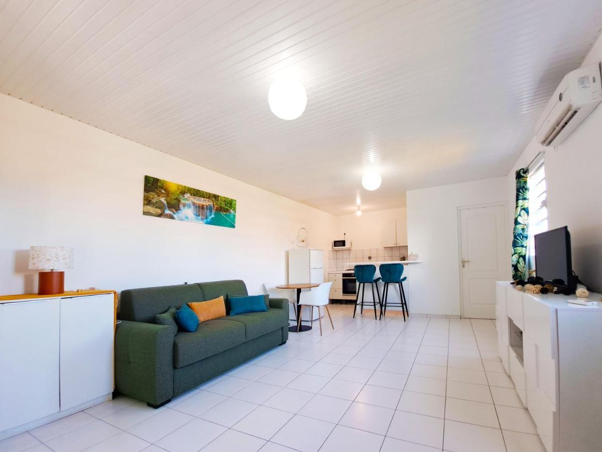 フォール＝ド＝フランスGrand Studio Meuble De 35M²アパートメント エクステリア 写真